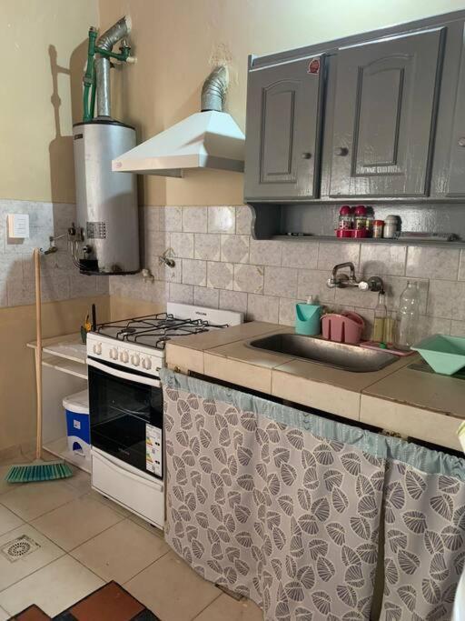 Studio Apartment California 15 Minutos De Ezeiza モンテ・グランデ エクステリア 写真